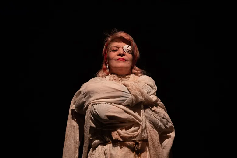 Foto 53 de La chica que quería ser Dios por Lina Castaño, Teatro Matacandelas