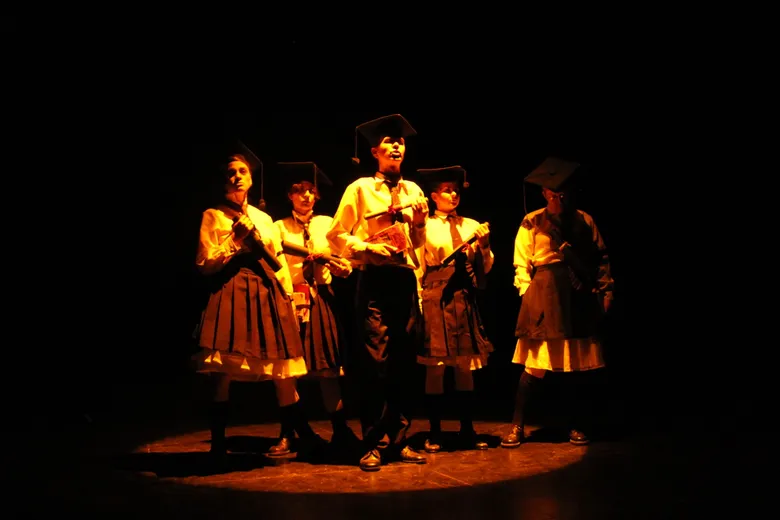 Foto 1 de Los diplomas por Viviana Otálvaro, Teatro Matacandelas